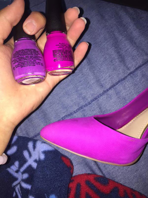 us_among8854's tweet photo. @cuteonlyvibes Reminds me of this color debate https://t.co/iIpD83xdIN