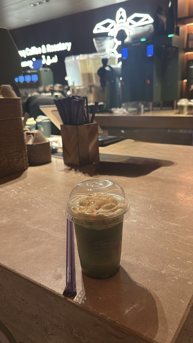 Jj000e's tweet photo. Do you want matcha ?🍵 https://t.co/TTK2tNVBCY