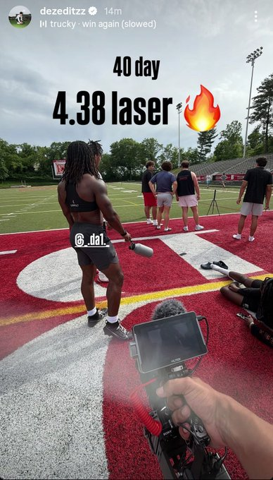 MissLou365's tweet photo. Signature recruiting wins still within reach for Ole Miss - Ole Miss 365. READ... https://t.co/yHHuCTbaBB 
#OleMiss #HottyToddy
@Rebels247 
@ESPN3ALLDAY 
@tsgrumbling 
@TheDaylanShow 
@NinaHoudeshell 
@OleMiss365 https://t.co/rcrPmNwHGF