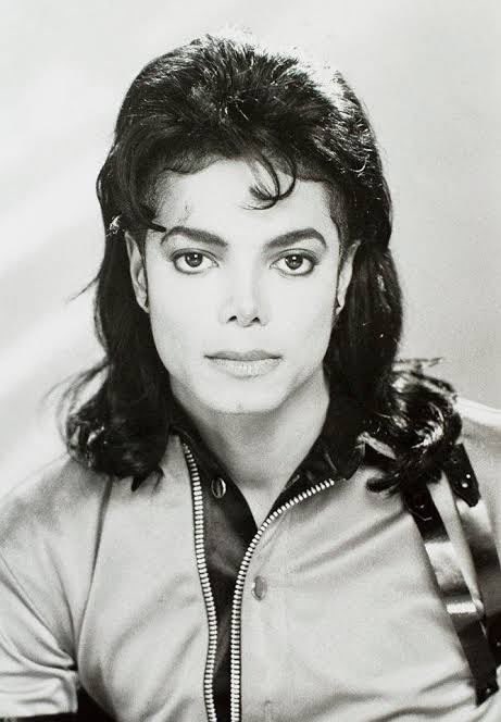 postsmjs's tweet photo. Michael Jackson (1989) https://t.co/1WQGt1OOHG