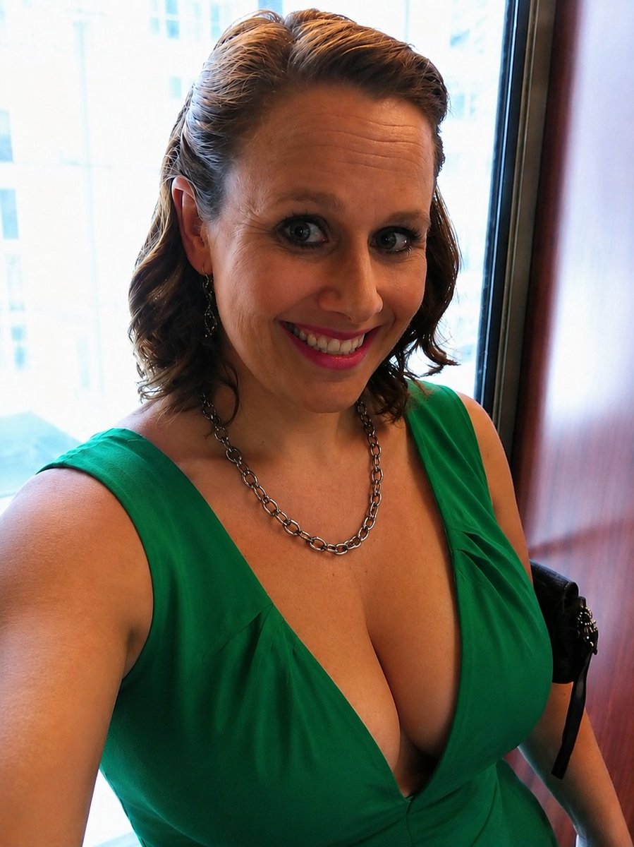 Real Women Posts tweet media