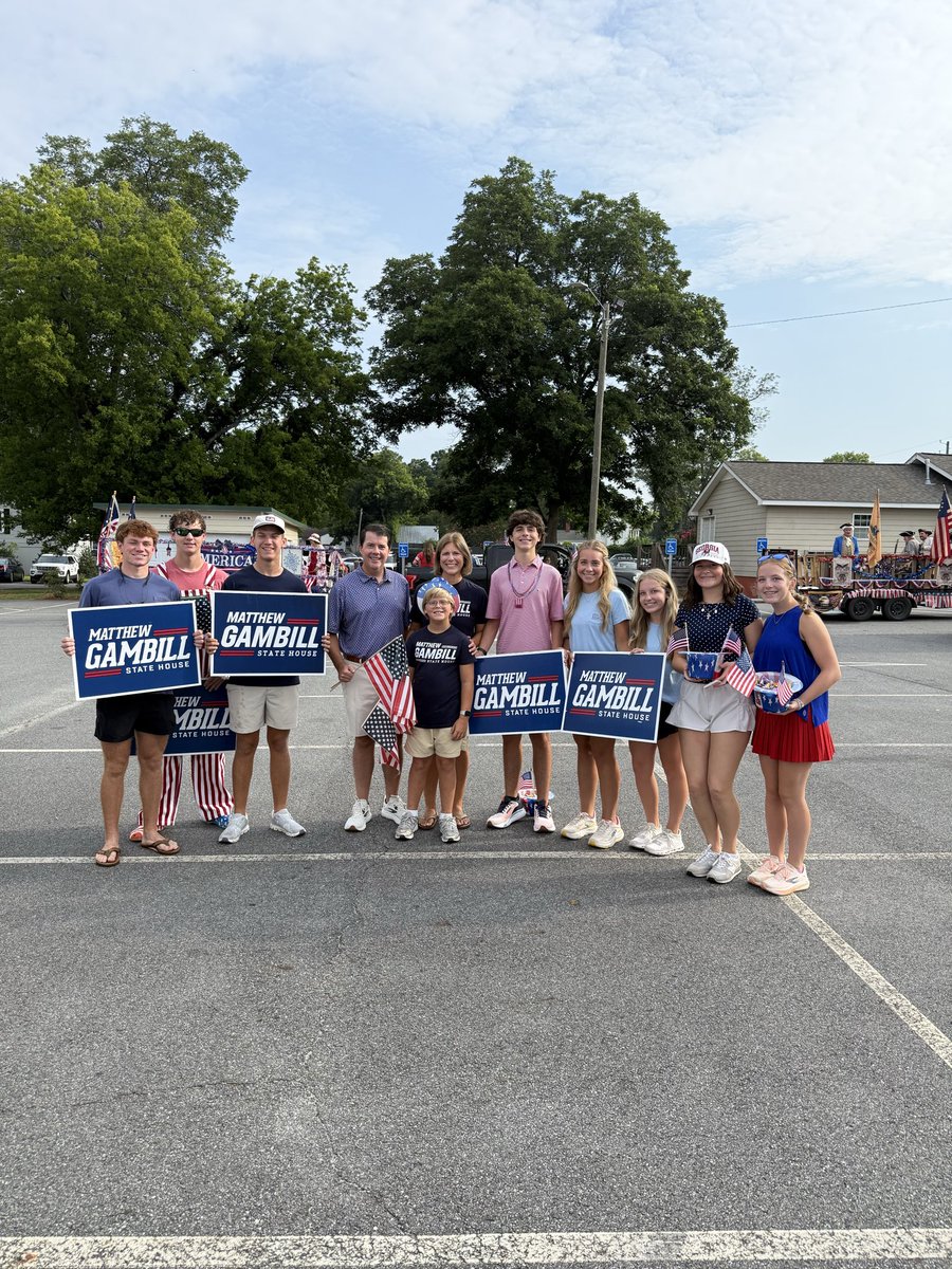 matthew_gambill's tweet photo. Happy 250th Birthday America🇺🇸 

We celebrated by walking in the annual Independence Day Parade.  I love our country and I am proud to be an American! God Bless the USA! 🇺🇸🇺🇸🇺🇸 https://t.co/A4rYtiVvjZ