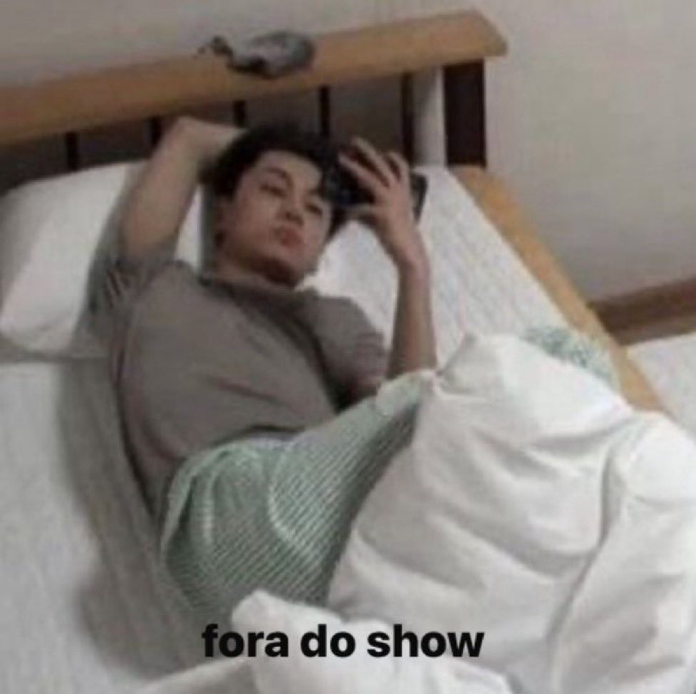 ir0hnz's tweet photo. eu e outras três unidades de engene hoje: https://t.co/yfE3fZXKtG