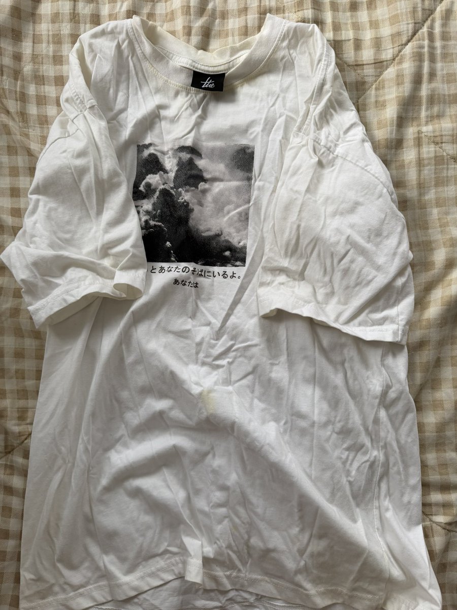 jenosocuteyy's tweet photo. 👕 urthe 🤍 *ตำหนิหนัก*
( oversize 46-48 ยาว 29 )
🏷️ 30 from 400+
#ส่งต่อ #โล๊ะตู้ #ส่งต่อurthe #urthe #ส่งต่อเสื้อผ้า #เสื้อผ้ามือสอง #ส่งต่อเสื้อผ้ามือสอง #โล๊ะตู้เสื้อผ้า #ส่งต่อstylist #ส่งต่อcintageshop #cintageshop #promthong #ส่งต่อvghbkk #ส่งต่อstussy #ส่งต่อhumanmade https://t.co/CWKLfqtlNA