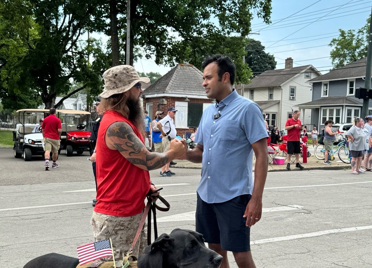 VivekGRamaswamy's tweet photo. Grateful to all of our supporters in Lancaster today. Let’s win in November &amp; deliver. 💪🏼 https://t.co/dNLQZMMb75