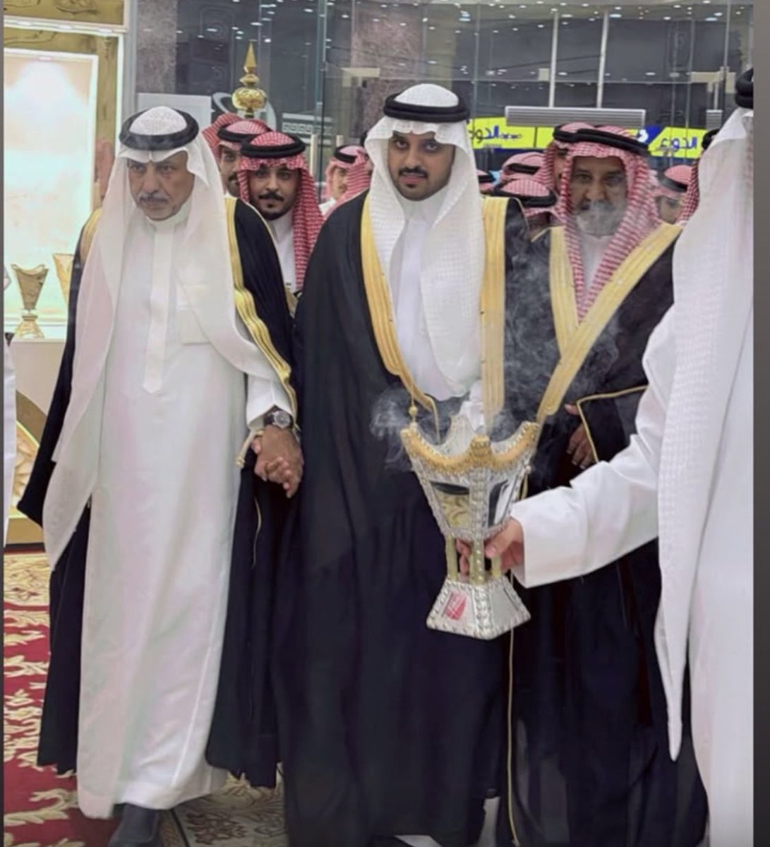 mohammedoliwy's tweet photo. حفل زواج البناخي بندر الأحمد https://t.co/oXQAmFdwr7
