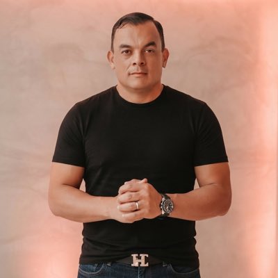 javeflame's tweet photo. #NuevaFotoDePerfil https://t.co/LppE69vvvh