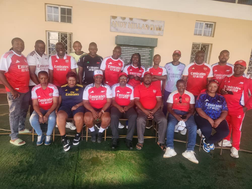 ntyangule17284's tweet photo. @Kamdooh @LarryMadowo Arsenal is for black Kenyans I guess 😀 https://t.co/ed7YK5Acx9