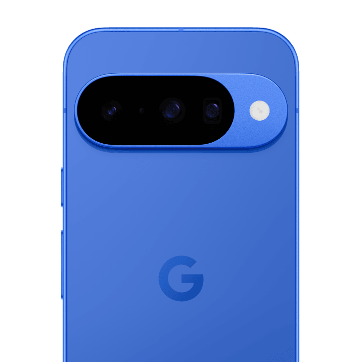 tech_developr's tweet photo. Which Google design language u mostly liked 
Pixel 5a                            pixel 10 https://t.co/NG7ZmBEuRd