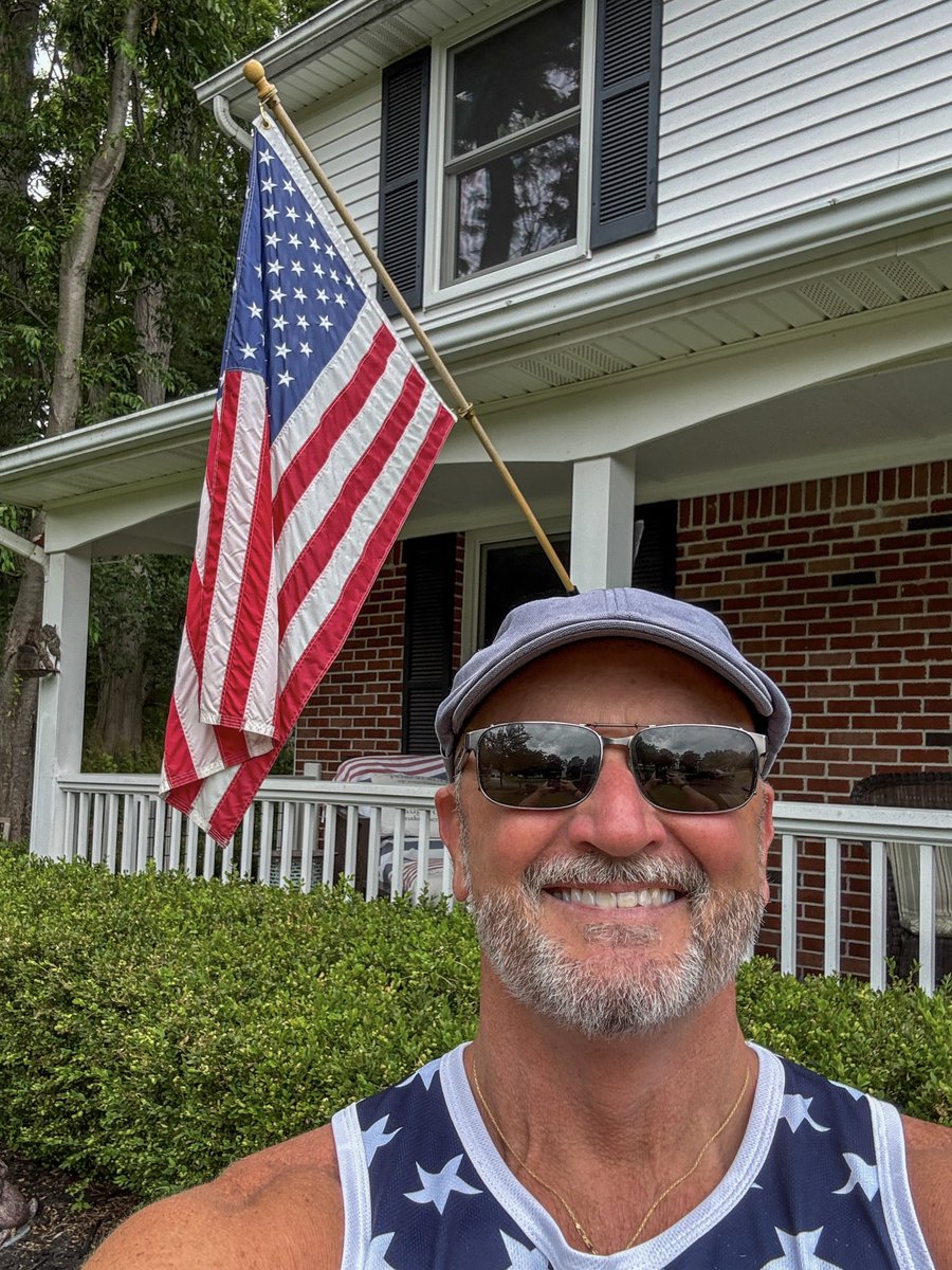 gnolan12's tweet photo. 🇺🇸🇺🇸🇺🇸🇺🇸🇺🇸🇺🇸 #america https://t.co/eCdpXstkDY