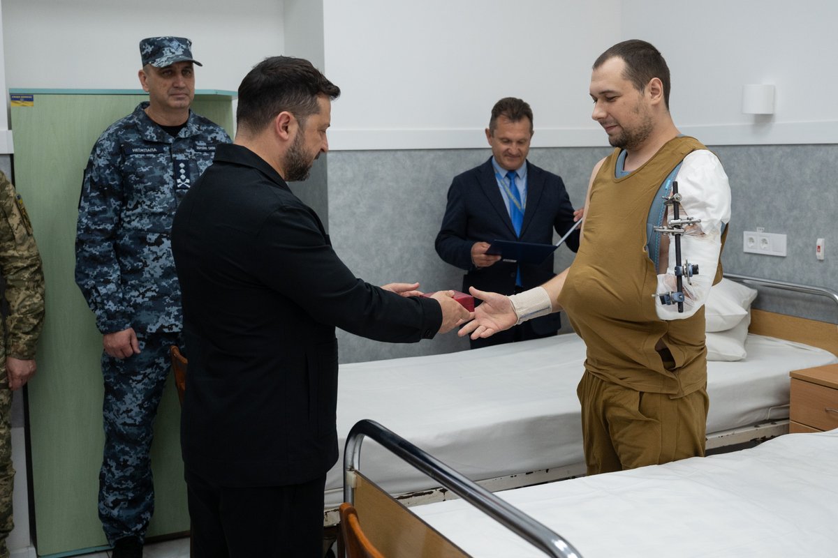 ZelenskyyUa's tweet photo. I visited our warriors in Odesa who are undergoing treatment and rehabilitation from injuries. I spoke with defenders who fought in the Kherson, Mykolaiv, and Dnipro regions, and who defended the Kinburn Spit and the Port of Odesa. I presented them with state awards. I thank everyone for their service and for defending Ukraine.

I also met with the medical professionals who are saving the lives of our service members. They performed complex surgeries, provided surgical care under combat conditions, evacuated the wounded, and did everything possible to save our people’s lives. I thanked them for this extraordinarily important work and honored them with state awards.

I thank everyone defending Ukraine, and everyone fighting to save the lives of our warriors.