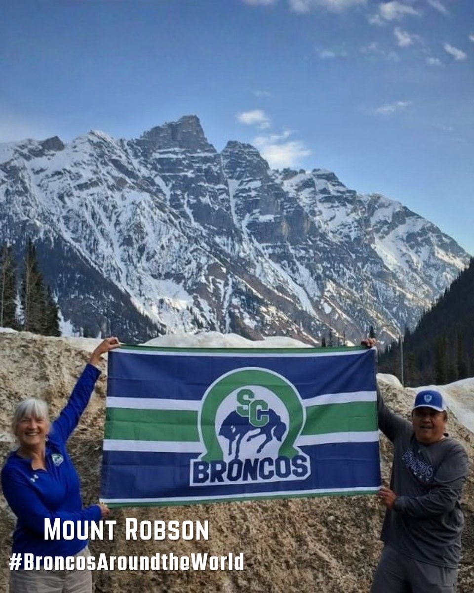 SCBroncos's tweet photo. It's time for another Broncos Around the World spotlight! Check out where our fans have been repping the Blue and Green. 💙💚

📸 Heading somewhere? Pack your Broncos gear, snap a photo, and tag us or use #BroncosAroundTheWorld for a chance to be featured! https://t.co/6hTZenqhXG