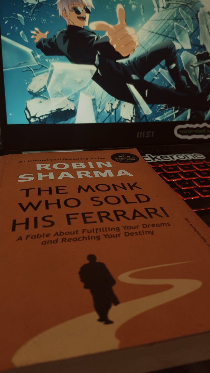 _Shashwattttttt's tweet photo. While reading this book I realised that the secret of happiness is to find out what you truly love to do and then direct all of your energy towards doing it. 
@RobinSharma huge thanks to you sir for the wisdom that you providing with your books. 
#book #explore https://t.co/o1b8DJh7uF