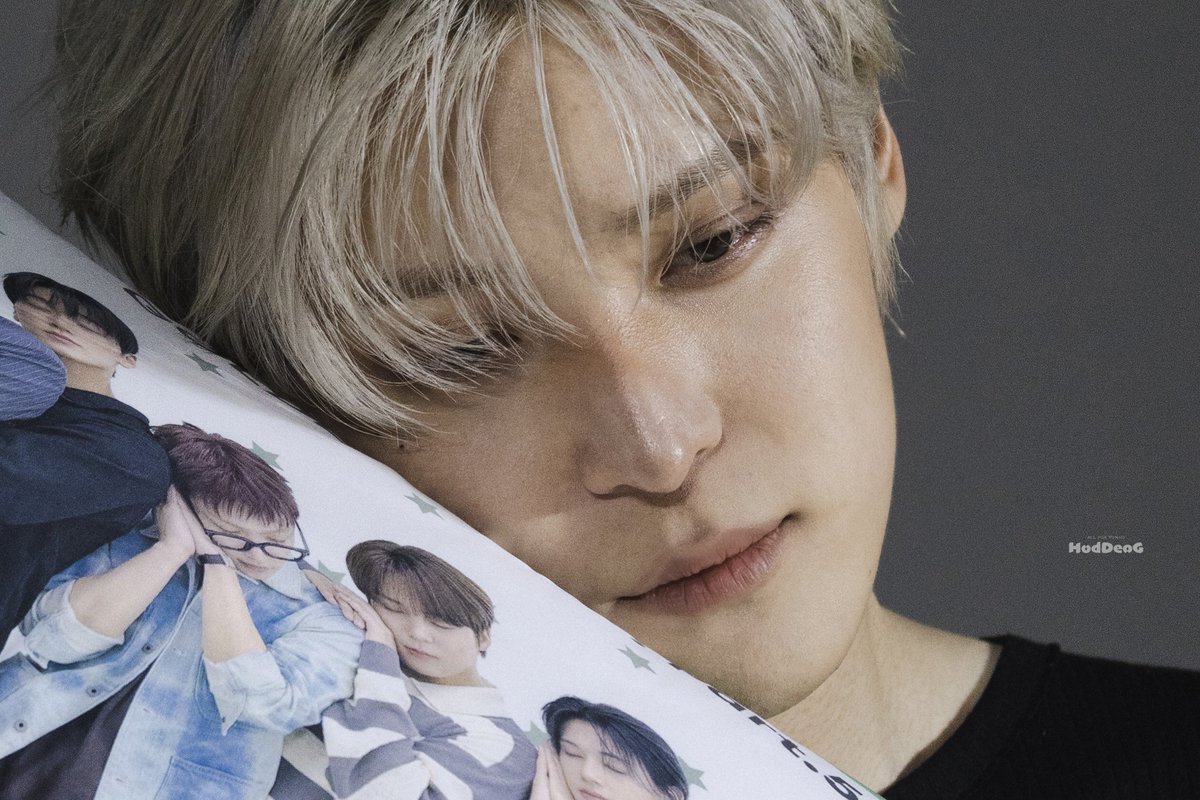 Hoddeog_323's tweet photo. 260704| Ateez minifm
-슬픔을 안고 계시나이까
#ATEEZ #에이티즈 #Yunho #윤호 https://t.co/P3wMAE2i1w