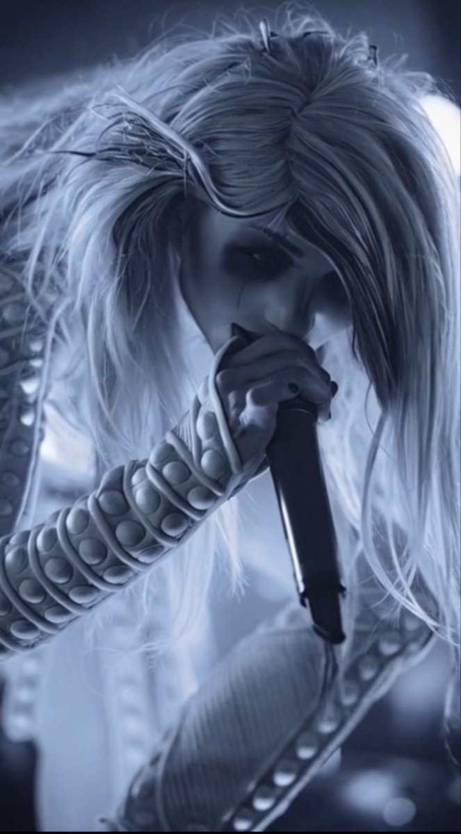 EmilyLazar_SM's tweet photo. Gmourning ✨

Happy birthday America… keep it metal 🤘🏻 Stream some of us… https://t.co/Oo5Yxx0P2H https://t.co/pDN1Ju2mOL