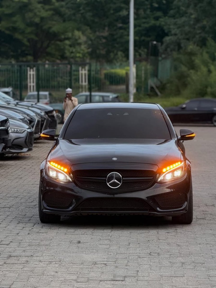 Born_To_Rule365's tweet photo. • Vehicle: Mercedes-Benz C450 AMG
• Model Year: 2016
• Condition: Foreign Used (Tokunbo) | Pristine Condition
• Customs: Original Duty fully paid and verified ✅
• Color Profile: Menacing Metallic Black Exterior on a premium luxury cockpit
• Location: Abuja 📍….
36M https://t.co/Yhuvvp4Xux