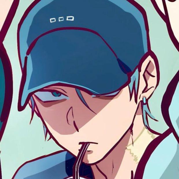 hyunalukas's tweet photo. What is Till Sunbae hiding with these fuckass hats?? https://t.co/iRMlX0RGvN