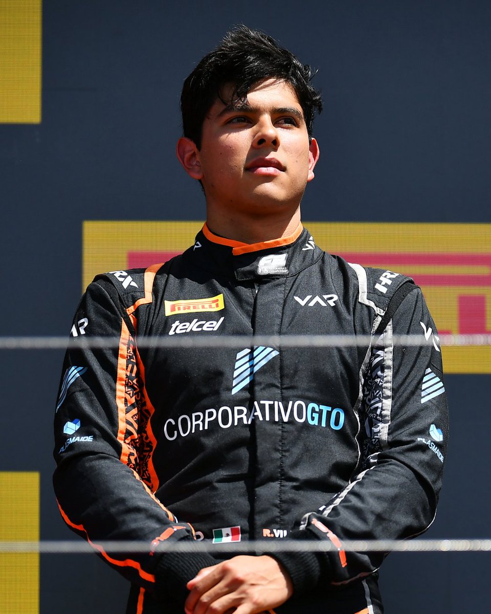 mexicogp's tweet photo. 🇲🇽 ¡PODIO PARA MÉXICO EN SILVERSTONE! 🏆

Rafa Villagómez termina P3 en la Sprint de #F2, mantuvo 21 vueltas defendiendo entre los grandes logrando su segundo podio consecutivo en Sprint. 
Mañana sale P8 en la Feature Race. Vamos por más 👊

#BritishGP https://t.co/FkGcdqazRz