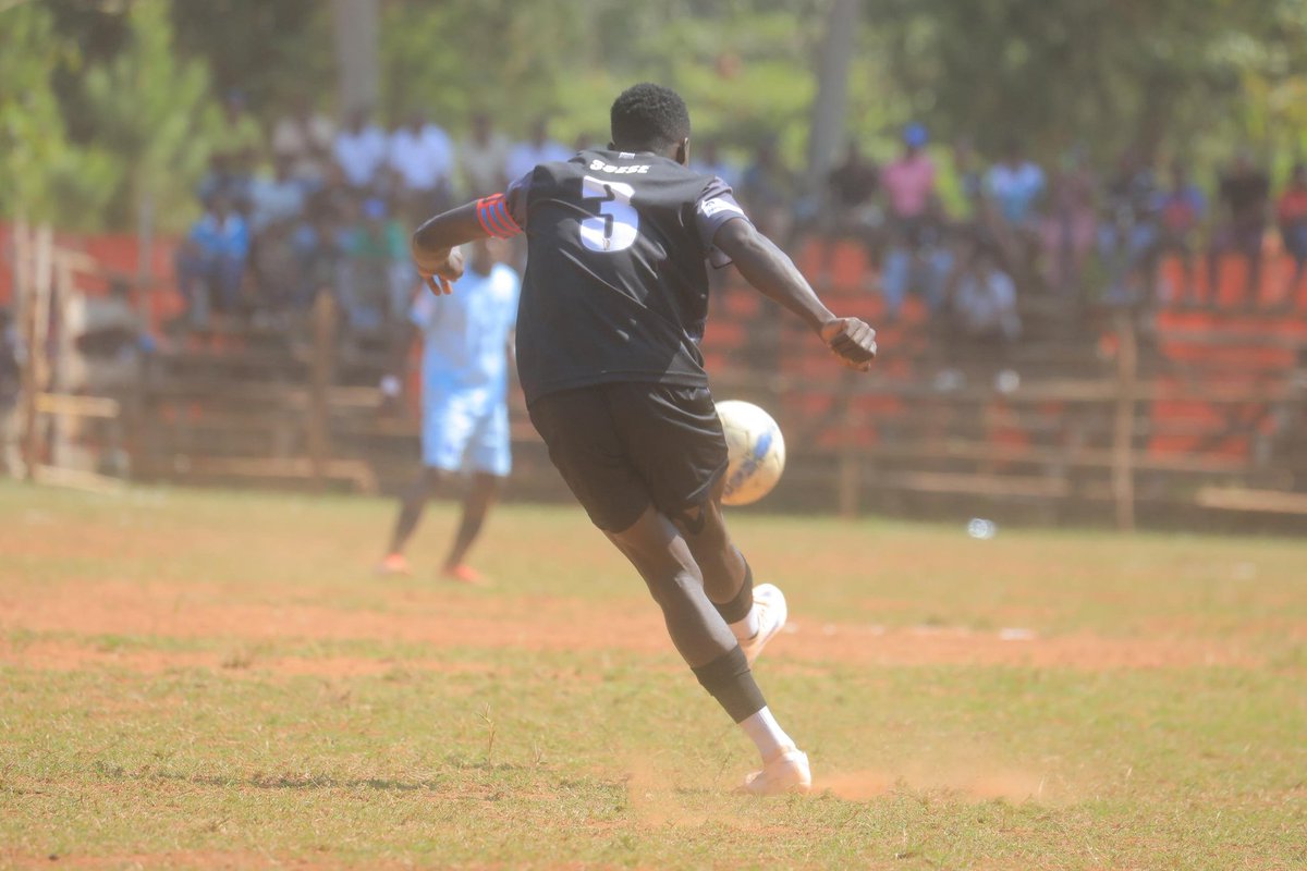 Sazzassesefc's tweet photo. @BClub89743 is over.
@Essaza_Kyaggwe wuhuuuu
@bbstvug @BugandaKingdom_ @SsazaSsese https://t.co/JhphJPOif0