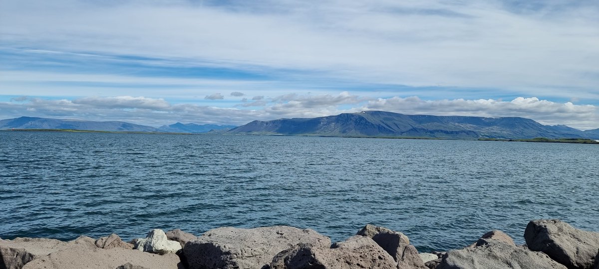 j7Julie's tweet photo. Couldn't attend #dlc7. Had already booked flights to #SPNTor just the week before the announcement. Wonderful day today exploring Reykjavik. Extended layover. See you next weekend @JensenAckles #SPNFamily https://t.co/T46jnBjKAQ