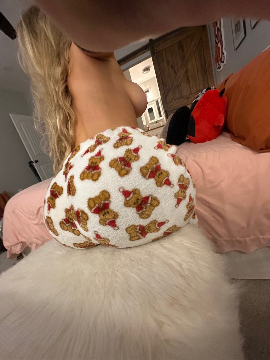 imstephhunnyy's tweet photo. spend the 4th with me 😉

https://t.co/h8FSjnKM2D https://t.co/3EbrOZFvf3