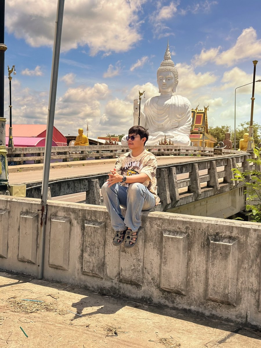 Phattharaphon33's tweet photo. พึ่งหัดเล่น สอนหน่อย #กบินทร์บุรี #ปราจีนบุรี #หน้าแพน https://t.co/Rv8YvtuROq