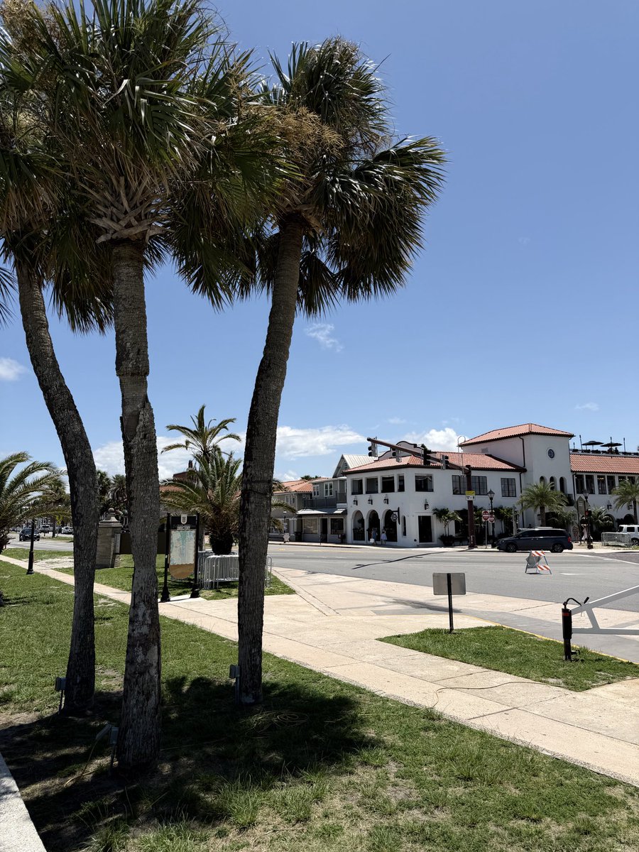 Os_ra77's tweet photo. Nothing beats Florida ☀️❤️ https://t.co/zGIK4ZqNas