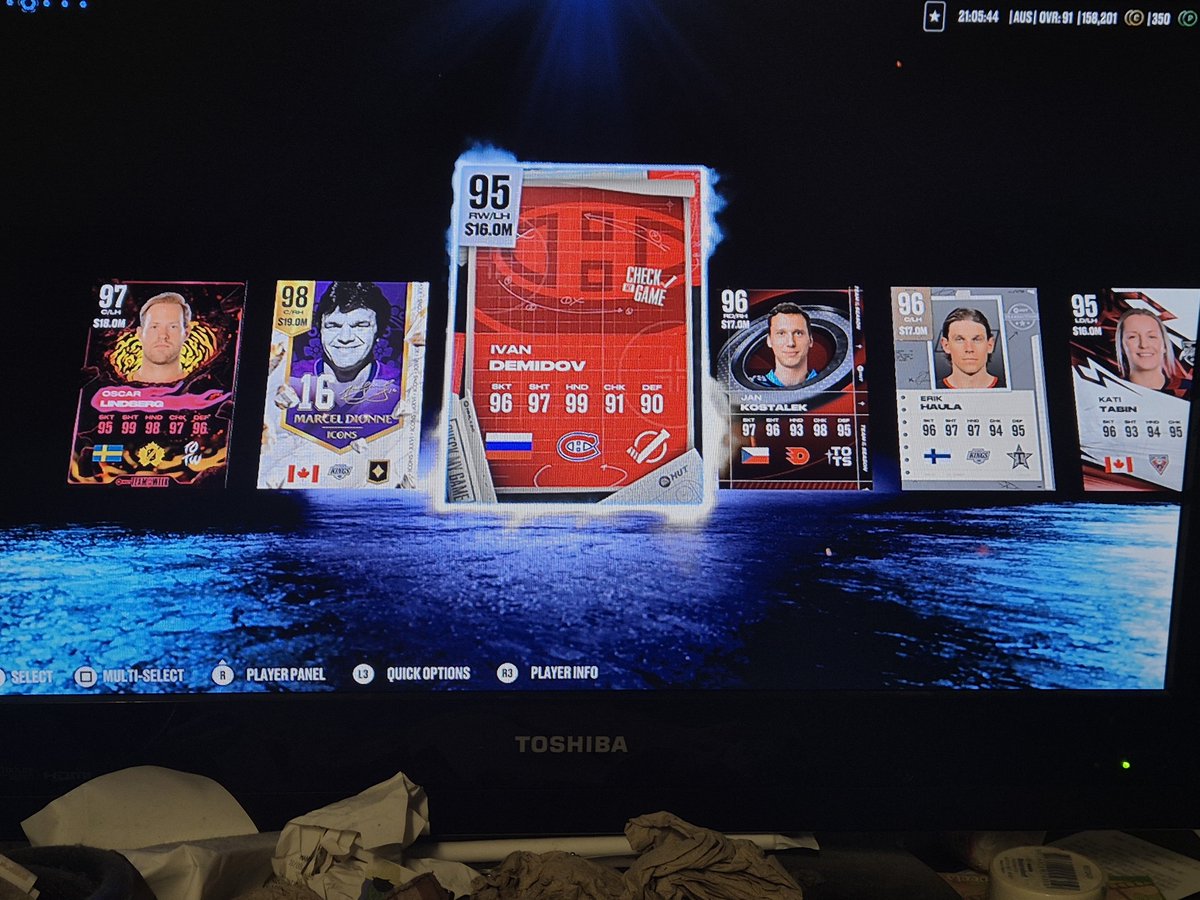 MatthewLeaver93's tweet photo. Probably my best pack pulls for nhl26. The 37500 coin pack. @NoSleevesGaming, @Thrash94Gaming, @DinoKristaLV, @Henreeek, @EASPORTSNHL #bigpulls https://t.co/jcteMjLRnX