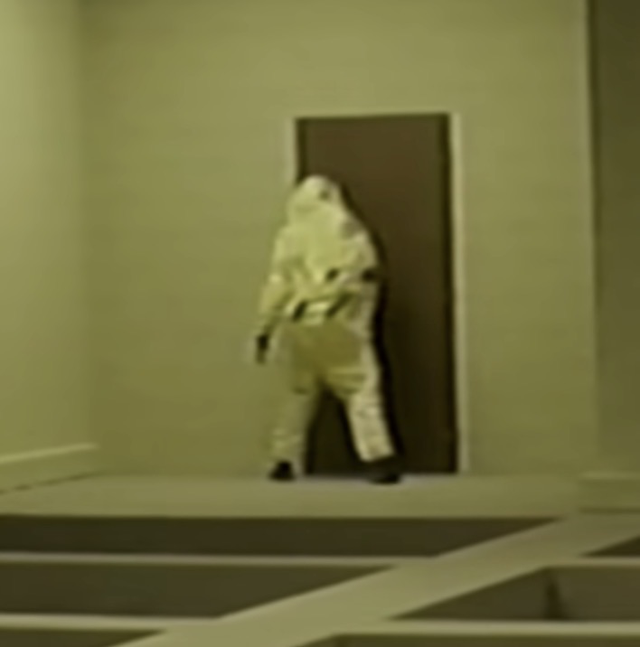 Chezman222's tweet photo. Saw this really interesting theory that the async still life from the backrooms movie vinyl was created when Mark Blume opened the glowing green door in pitfalls and I think that’s pretty cool!

Credit to @A_PAPERBOY for sharing this theory!

#backrooms https://t.co/p5U5JQ8U6g