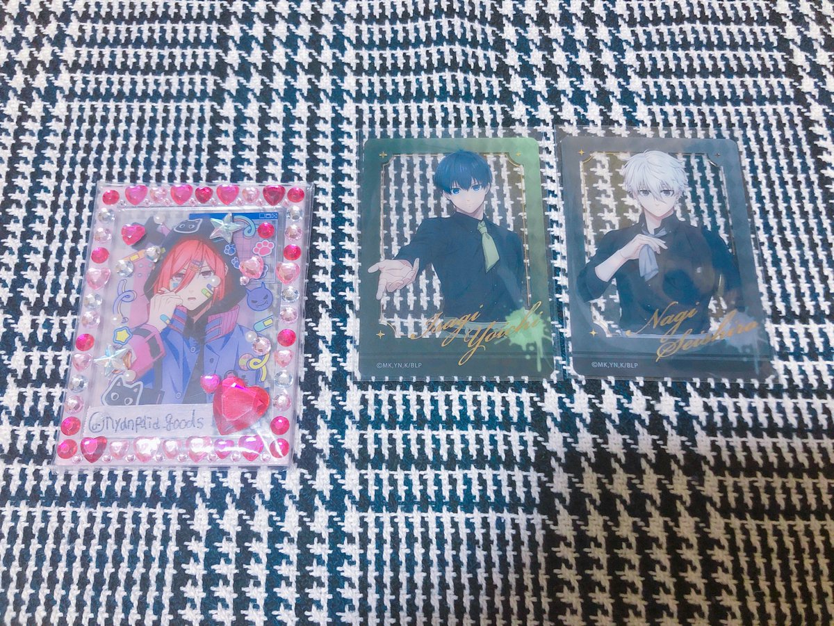nyanpaia_goods's tweet photo. 【交換・譲渡】ブルーロック ブルロ ばろばろカフェ ののしりver.  クリアカード

譲：潔 凪
求：同異種千切 または定価＋送料

交換譲渡共に2点まとめてのみのお取引。
異種は同額程度のものでしたら検討します。
5日池袋手渡しまたは郵送にて。
検索からでもお気軽にお声掛けくださいませ。 https://t.co/xzuyZlIZIL