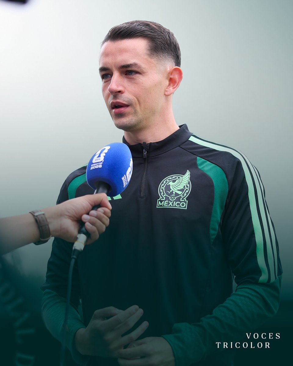 miseleccionmx's tweet photo. #VocesTricolor 🎙️ #SomosMéxico https://t.co/87ilo5Ktvp