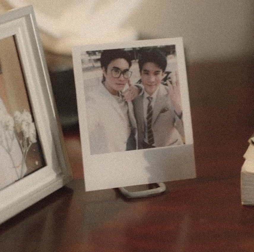 ericava91594058's tweet photo. This series isn't your typical BL. It teaches you so much about love, faith, and forgiveness. I'm so happy it had a happy ending, but it's also so sad that it finally came to an end. The End really hit me... huhuhu. 💙

“To EVERY KIND OF LOVE AND FAITH “

 #TicketToHeavenFinalEP https://t.co/RbzDvaQ4Jh