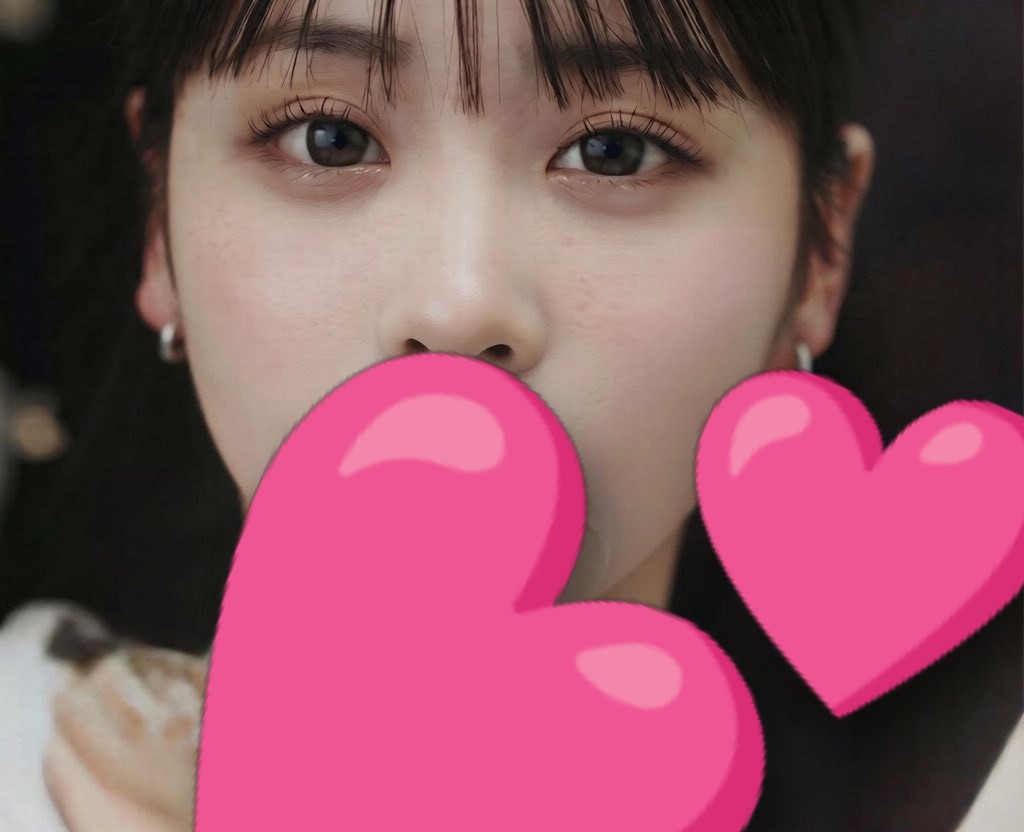 chuka_602's tweet photo. 最近優衣ちゃんのコラ画にハマってる💕
スタンプ無し見たい人リポストして、DM来て💗💗💗 https://t.co/W6mcLSyYqj