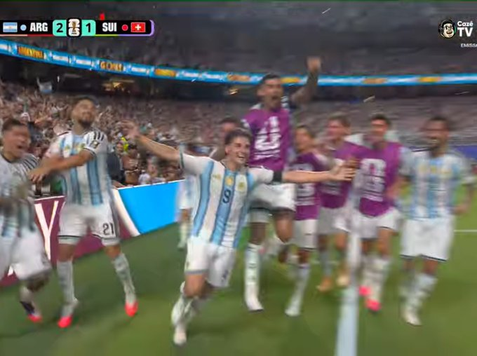 CentralDoBrega's tweet photo. eu não aguento mais secar a Argentina na Copa do Mundo e ver eles ganhando com gol no final

vai tomar no cu. vida cruel. https://t.co/Zb6YtkBFEN