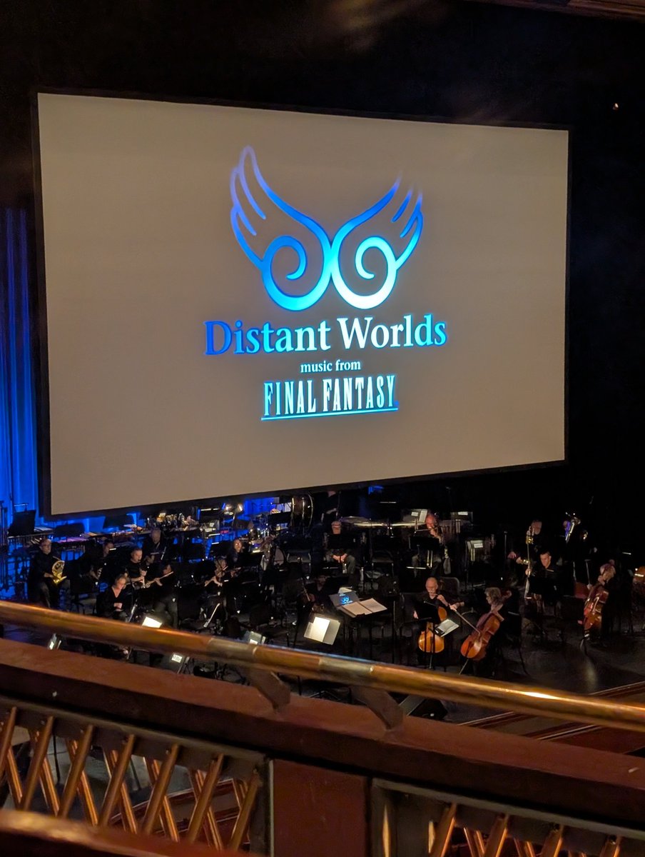 Zaleion_'s tweet photo. went to a concert today https://t.co/IotN7WaIUy