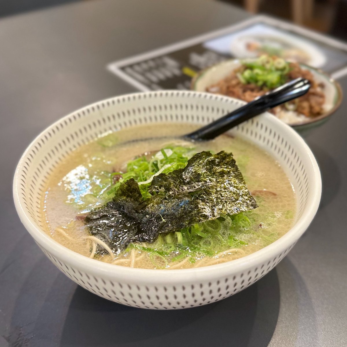 ラーログ/ラーメンマニア【博多のススリスト】 tweet media