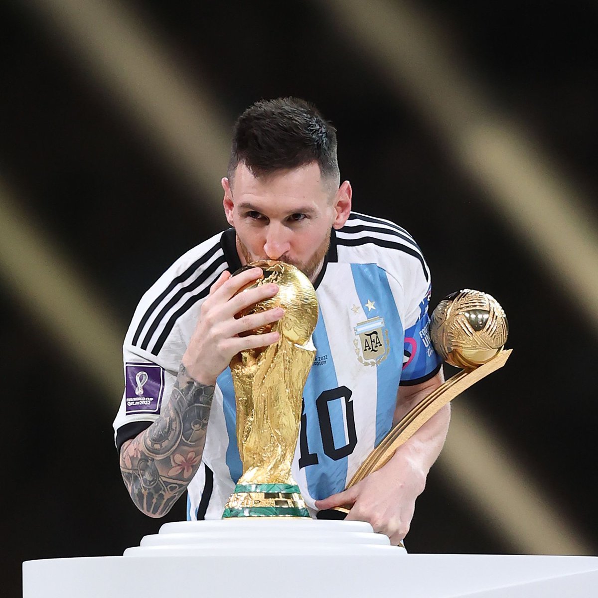 InternetH0F's tweet photo. 2026 FIFA World Cup Semifinal Matchups:

▪️ France vs Spain
▪️ England vs Argentina https://t.co/llxH2Jq2zz