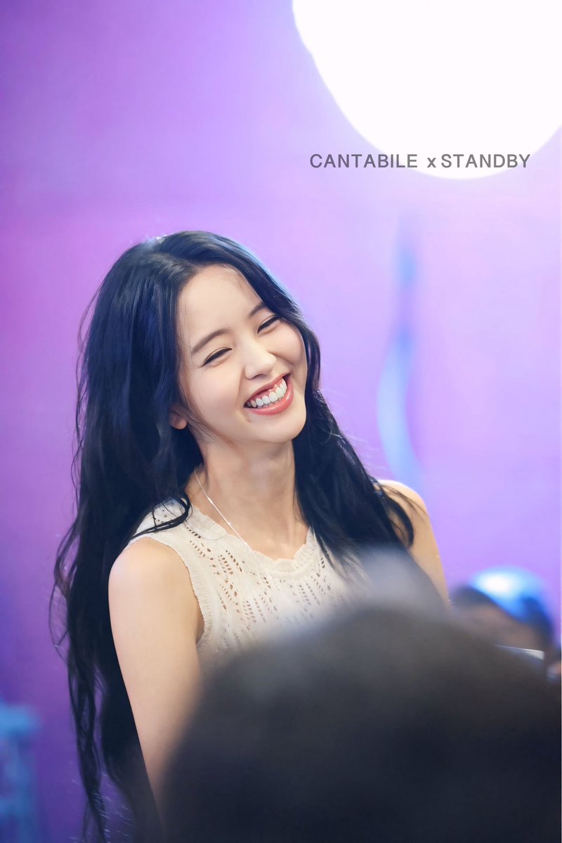 wow_19990604's tweet photo. 웃는모습도 이뻐 😍
#김소현 https://t.co/CN8TF4zfbT