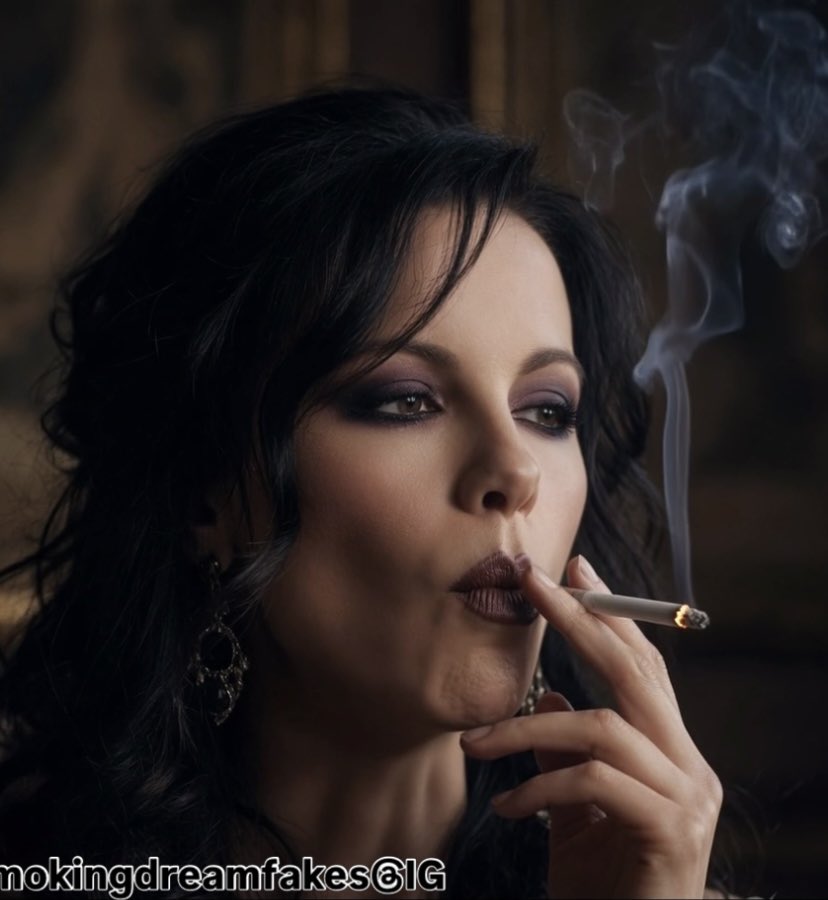 Bigazza08's tweet photo. Kate Beckinsale. https://t.co/AwKGKalOvb