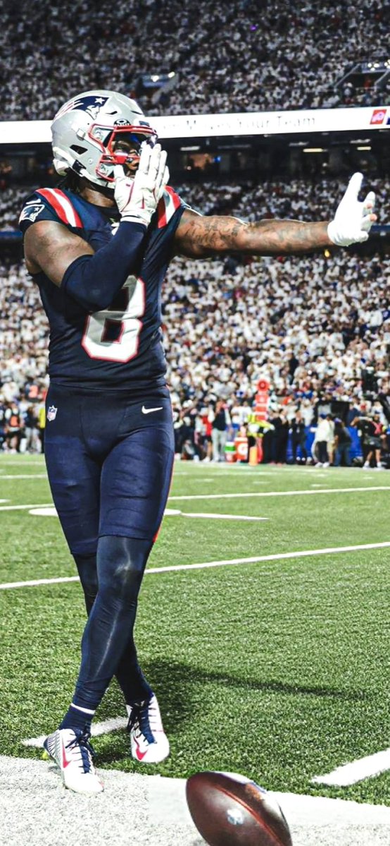 HuddleUpPats's tweet photo. please bring him back https://t.co/OWNUX6L3p2
