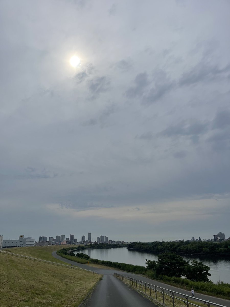mizunami754's tweet photo. 今日から朝ウォーキング開始〜。
#イマソラ　#戸田公園 https://t.co/bThhADZgxB