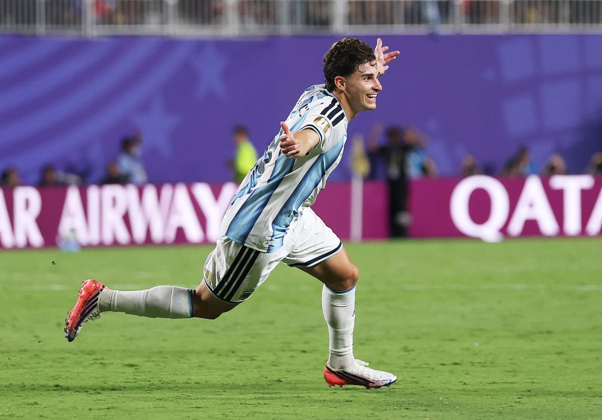 HihQualit's tweet photo. Julian Alvarez

#FIFAWorldCup | #ARGSUI https://t.co/1t7sTd34It