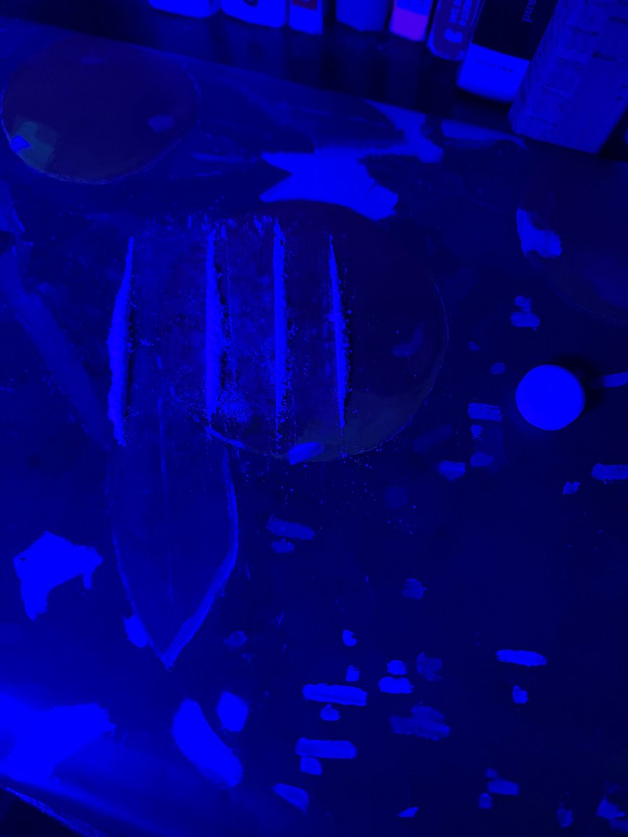 HORSEBEAR35's tweet photo. ♐️19 year old fuckin weird bisexual guy addicted to opioids

📍CA

⭐️I like music and drugs and writing

☮️Lets be mutuals! https://t.co/soQwfjIN5k