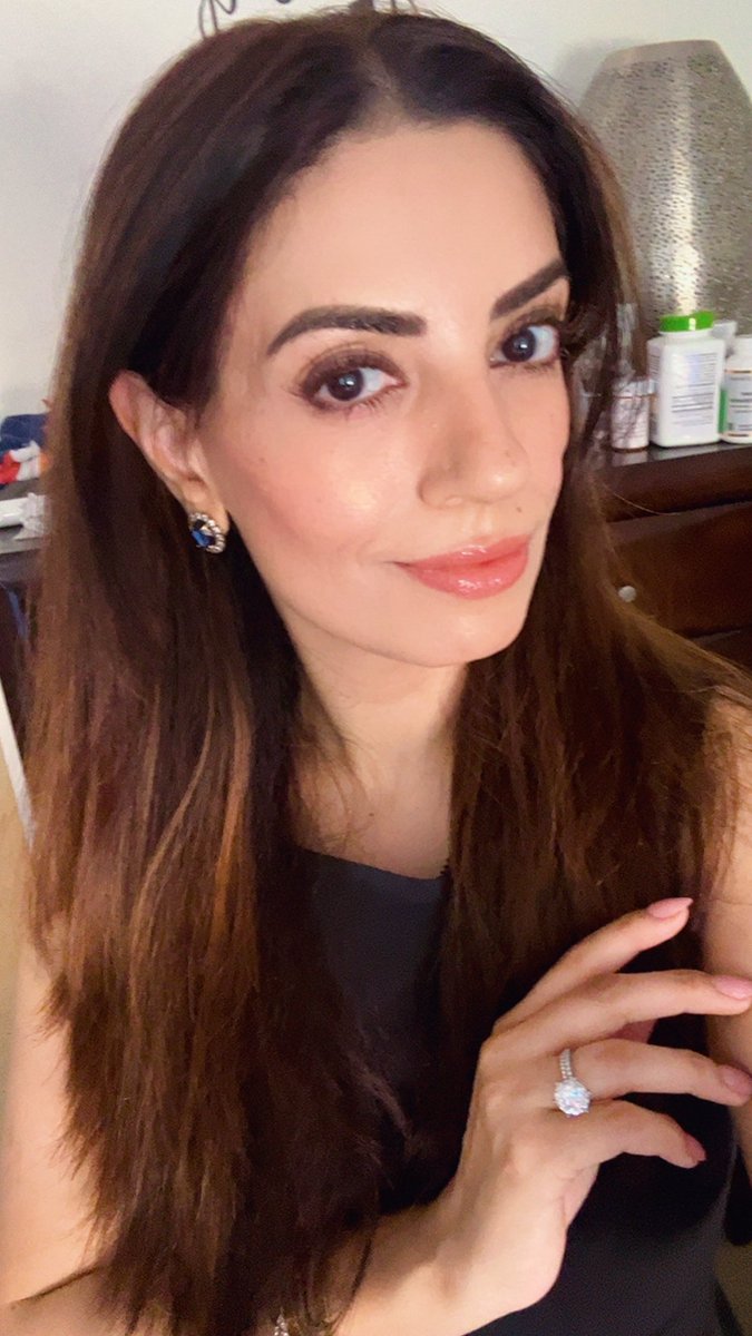 RupaliChadhaMD's tweet photo. I got asked a lot this weekend about my skincare routine as an almost 47 year old. I won’t gate keep.

1. Eat your skincare. Oysters, a solid oyster supplement (Saturée) because we aren’t all billionaires, works. This is copper peptide… GHK-Cu and more! Eat foods that promote collagen and elastin.
2. Elevai serum. It has penetrating and stable GHK-Cu PLUS day zero exosomes from ethically donated chord blood. Best on the market. It also has 6 other components, so it’s a one stop shop.
3. Red and NIR red light in the AM. I love @GembaRed as the frequencies are evidence based and low EMF, low intensity. 
4. Balance gut microbiome (whether that means a high-quality yogurt for probiotics and or high-quality post biotics like ghee with butyric acid).
5. NAC if tolerated… it turns into glutathione. Potent antioxidant, even skin tone: