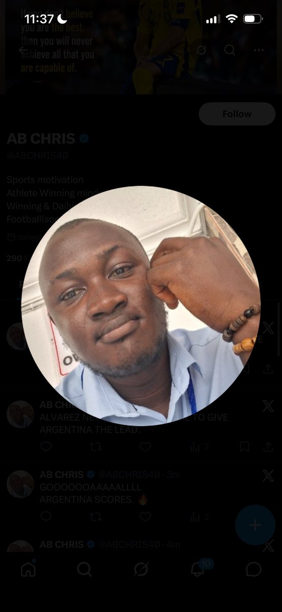 crxckfx's tweet photo. @ABCHRIS40 @john322226 egbon get a life stop hating on someone you might be other than for a living https://t.co/AGxMj8iDZ7