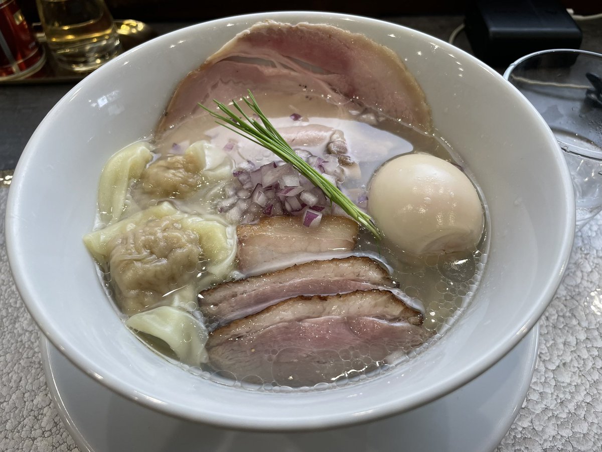 dan_soldiergame's tweet photo. 塩ラーメン https://t.co/8jywJlhYbR