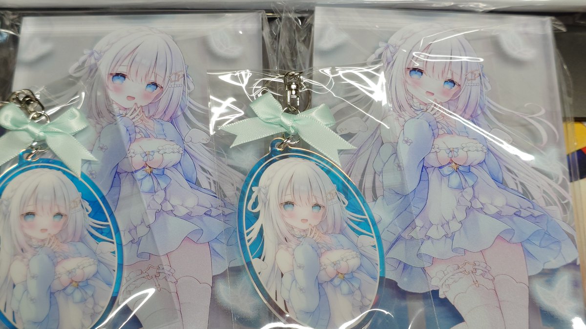 ねむちゃんの今年の誕生日グッズ届いた！ おもちもなか先生のこの