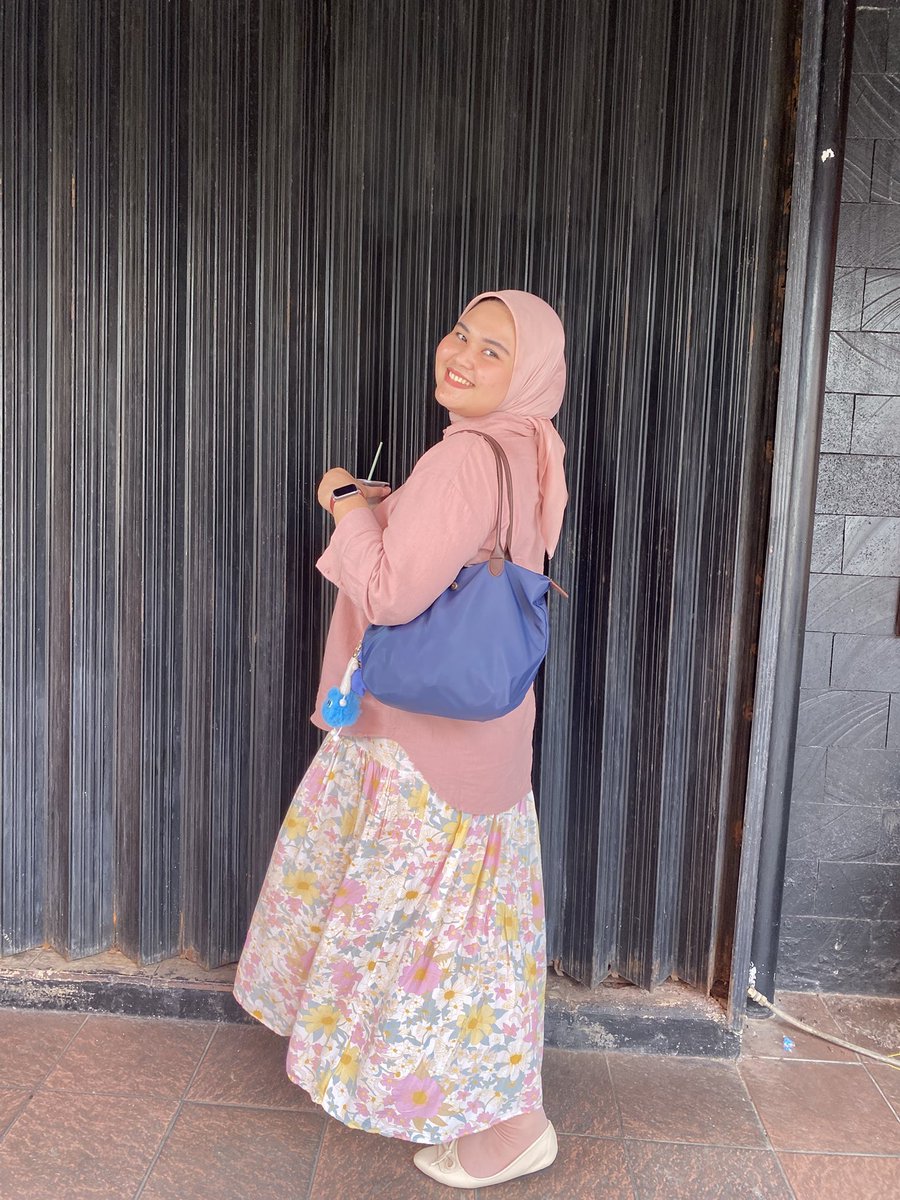 ariyah_afifah's tweet photo. Enjoyyy your life 🤟🏻 https://t.co/n1bHom4YHs