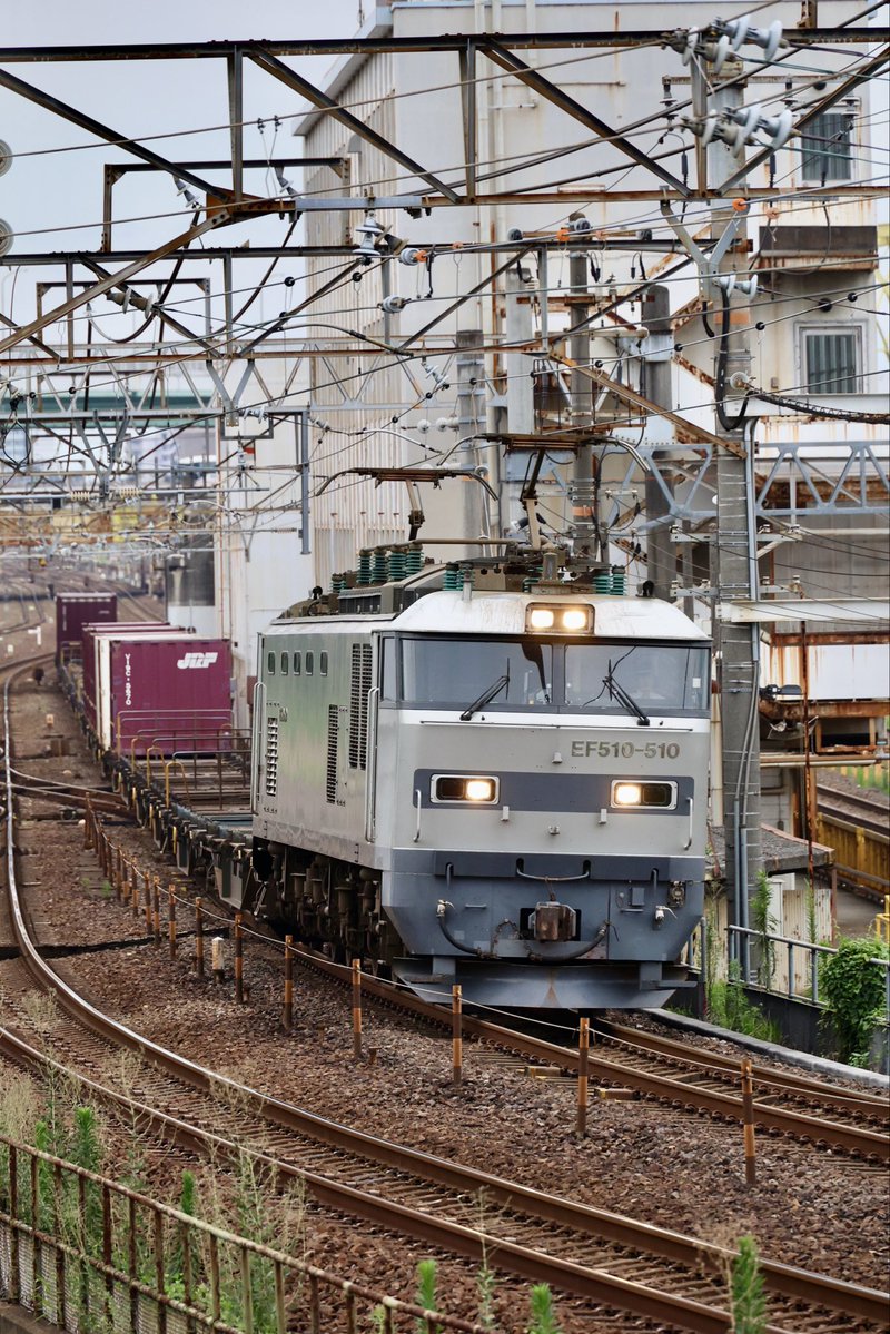 hideg1206's tweet photo. EF510-510＋コキ
4084ﾚ、1521ﾚ  仕業:富山A16

2026年７月12日（日）
銀ゴトー来名のため、朝から蝉の鳴き声を聞きながら、お迎えしてきました🥰 https://t.co/5HBPezVNSq