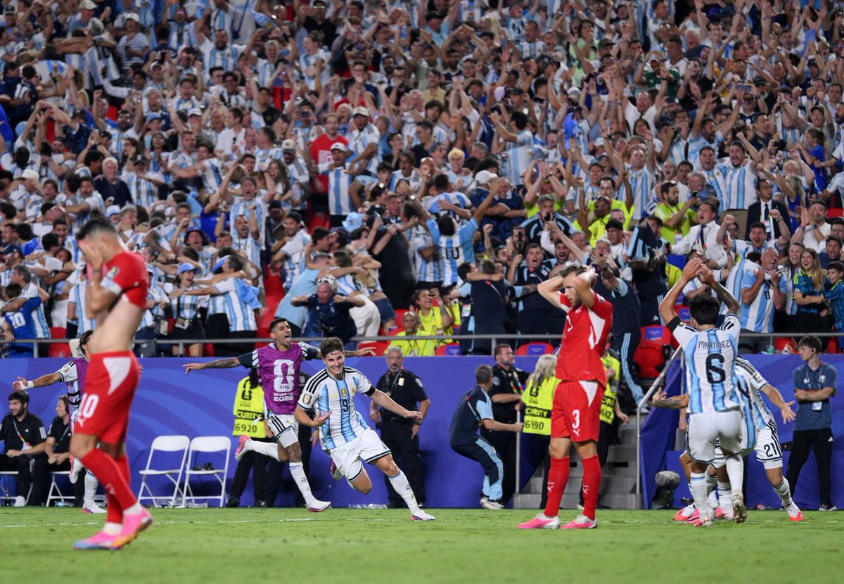 HQpcrt's tweet photo. Julian Alvarez #FIFAWorldCup https://t.co/umSxrwtrmx